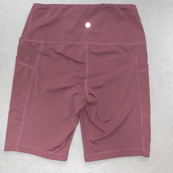 Pink athletic biker shorts - Picture 2 of 2